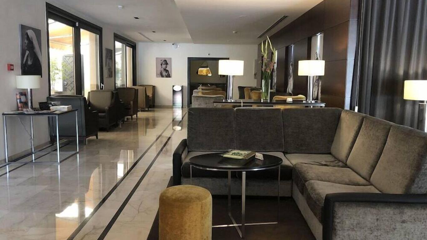 Lalla Doudja Hotel