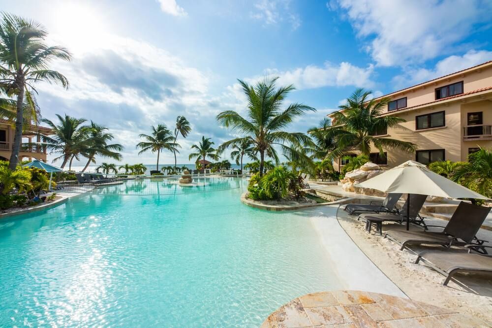 Coco Beach Resort - סן פדרו - בריכה