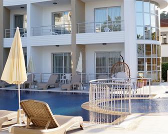 Hotel Felizya - Kemer - Piscina