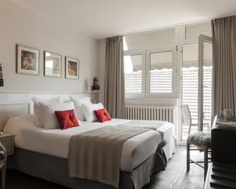 The Originals City, Hôtel de l'Ange - Gebweiler - Schlafzimmer