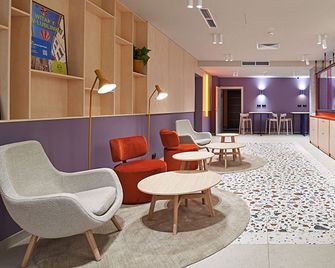 B&B HOTEL Poznań Old Town - Posnania - Lobby