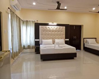 Scindhia Guest House - Varanasi