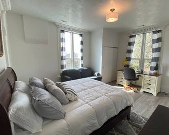The Cottage-Historical Home Valley Views! (S) - Ogden - Bedroom