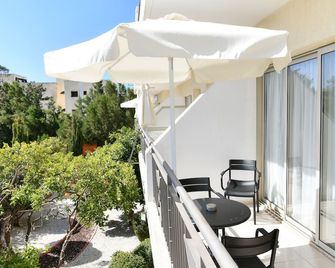 King's Holiday Apartments - Paphos - Balkon
