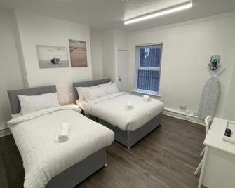 County serviced accommodation - Liverpool - Slaapkamer