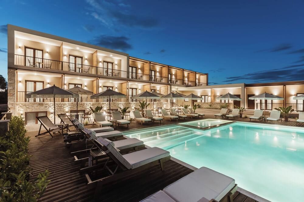 Verano Afytos Hotel - Afytos - Zwembad