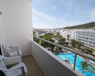 Apartamentos Mestret - Sant Antoni de Portmany - Balcone