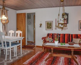 3 Bedroom Amazing Home In Sölvesborg - Sölvesborg - Essbereich