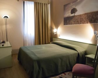 Hotel Valbrenta - Limena - Schlafzimmer