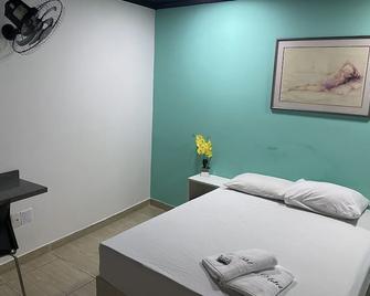 Light Motel - Guarulhos - Bedroom