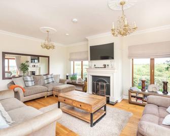 Beautiful 5-Bed Villa in Waterford - Waterford - Sala de estar