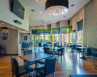Z Loft Extended Stay Hotel - St Robert - Restaurant
