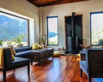 The Postcard Dewa, Thimphu, Bhutan - Thimphu - Wohnzimmer