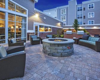 Residence Inn by Marriott Rochester Henrietta - Rochester - Innenhof