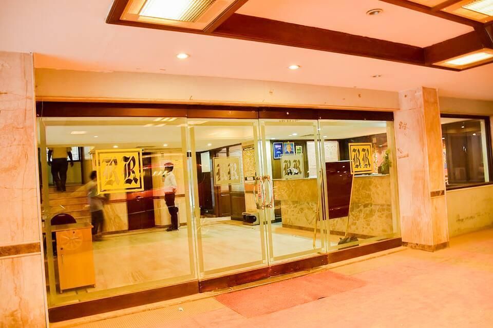 Hotel Rathna Residency - מדוראי - לובי