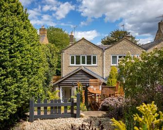 Royal Oak Cottage - Chipping Campden - Building