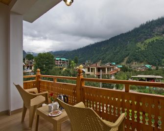 Kalista Resorts - Manali - Balkong