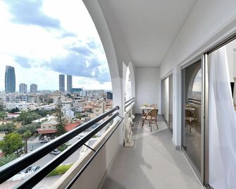 Ajax Hotel - Limassol - Balcony
