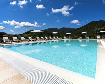 Ristoro Appennino - Fabriano - Pool