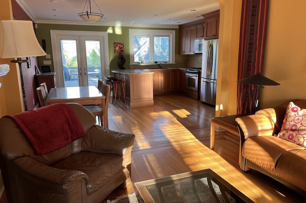 Vancouver British Columbia Westside - Dunbar Haven 2 bedroom home - فانكوفر - غرفة معيشة
