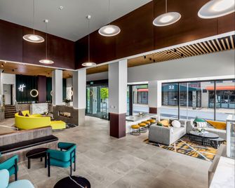 Holiday Inn Queenstown Remarkables Park By IHG - Queenstown - Edificio
