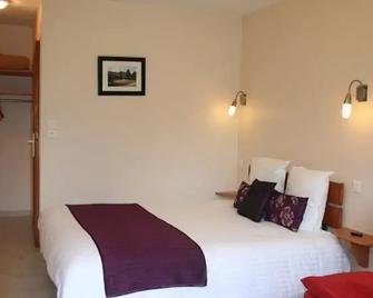 Chambres d'Hôtes Le Val Sarah - Jumièges - Bedroom