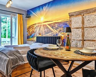 Holiday Mountain Residence, Sun & Snow - Bad Flinsberg - Essbereich