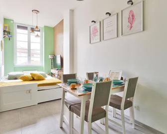 Charmant appartement à Vaise - Lyon - Salle à manger