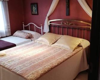 Casa El Herrero Alquiler - Cuéllar - Habitación