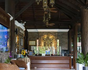 Victoria Cliff Hotel & Resort - Kawthaung - Front desk