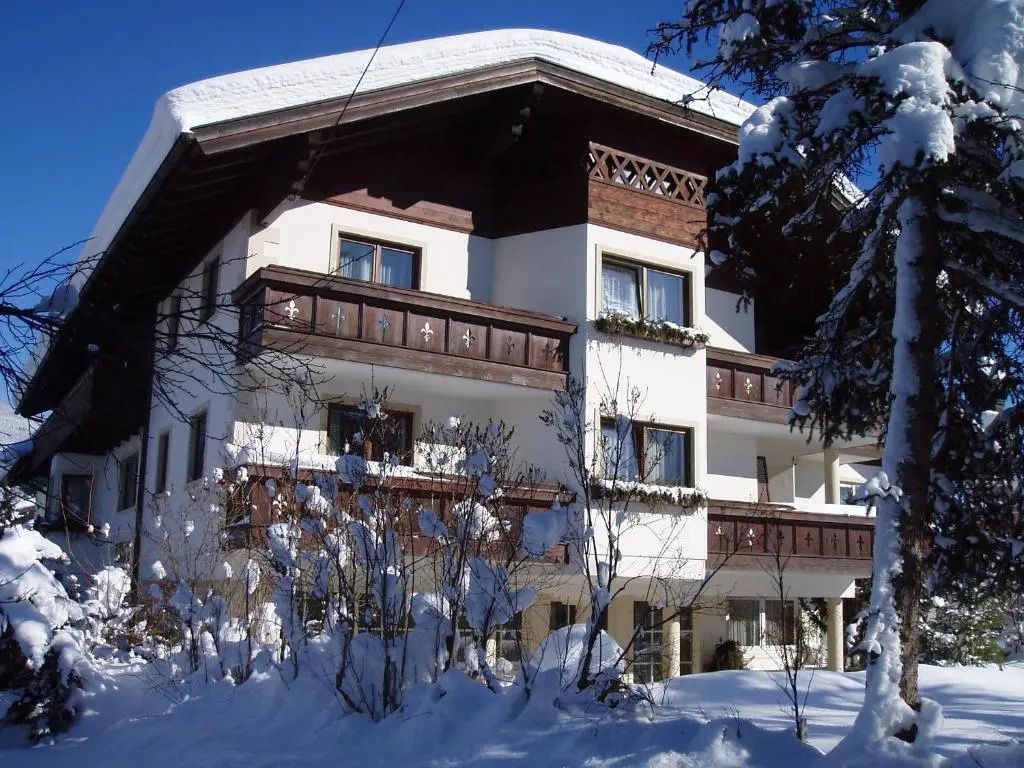 Hotel Barbarahof - אלטנמארקט אים פונגאו - בניין