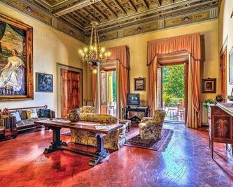 Villa Pandolfini 1 - Lastra a Signa - Soggiorno