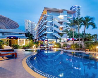 Tycoon Place Garden - Pattaya - Zwembad