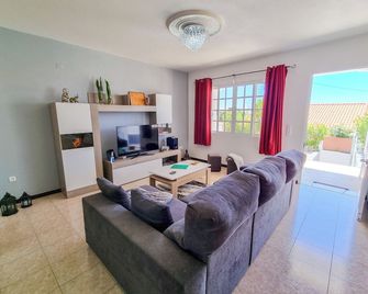 Casa da Achada in Arco da Calheta - Estreito da Calheta - Huiskamer