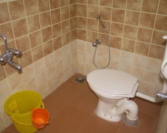 Prems Homestay - Kochi - Bathroom