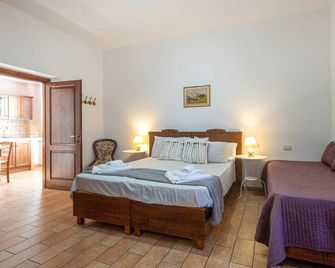 Cozy Apartment In Montone - Montone - Slaapkamer