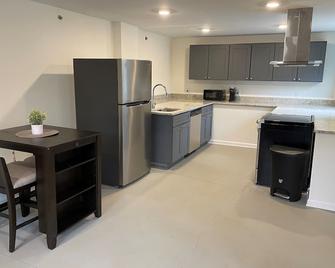Location! Location! Location! - Lynchburg - Kitchen