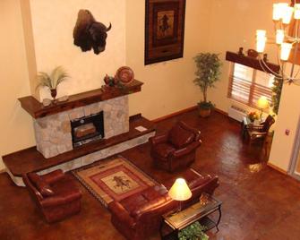 Arbuckle Lodge - Gillette - Living room