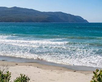 High View House - Views over Pirates Bay - Eaglehawk Neck - Playa