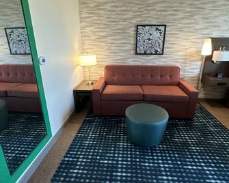Home2 Suites by Hilton Racine - Sturtevant - Wohnzimmer