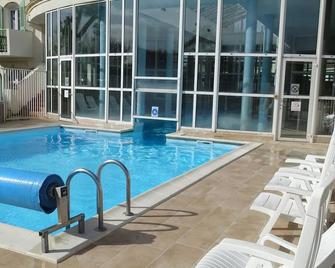 Very Quiet Luxury F2 Apartment With Heated Pool - Saint-Martin-de-Ré - Pool