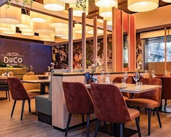 Comfortable Room Near De Maashorst and Playground Parking Provided - Uden - Restaurant