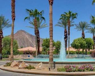 Laguna De La Paz Desert Oasis with privacy & gorgeous views! - La Quinta - Piscine