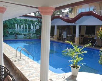 Villa Prescilla - Dumaguete City - Pool
