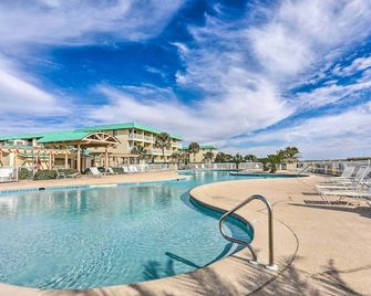 Resort Perks Gulf Shores Beach-Inspired Condo! - Gulf Highlands - Pool
