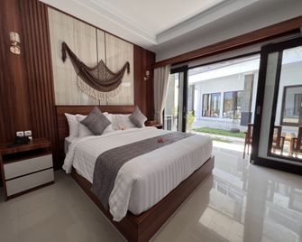 Penida Island/Grand Yuna Hotel - Nusa Penida
