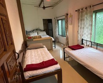 Rs Farms - Vasind - Habitación