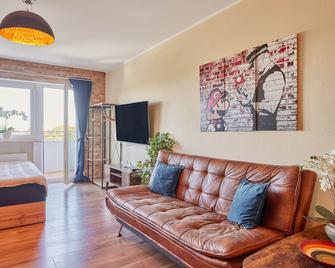 Neues Loft- nahe Frankfurter Flughafen + Bahnhof - Neu-Isenburg - Wohnzimmer
