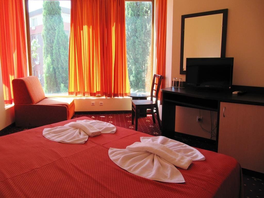 Maverick Hotel - נסבאר - חדר שינה