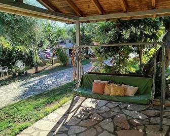 Rozalia Studios - Igoumenitsa - Innenhof